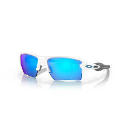 Lunettes de soleil OAKLEY...