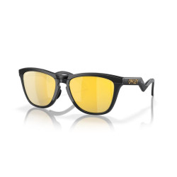 Lunettes de soleil OAKLEY...